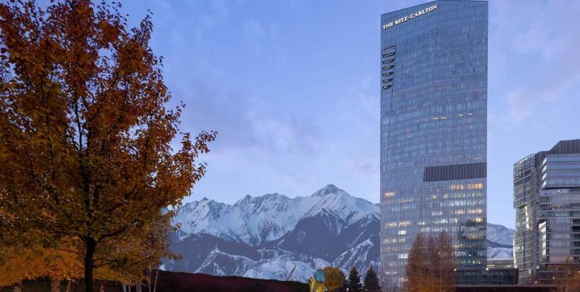 Отель The Ritz-Carlton, Almaty