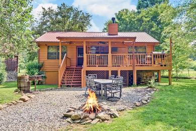 Holiday home Riverfront Cabin with Hot Tub and Mountain Views!
