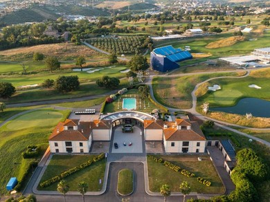 Alfonso Golf House
