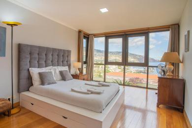 Apartments FLH Funchal Amazing Sea View Apartment with Pool