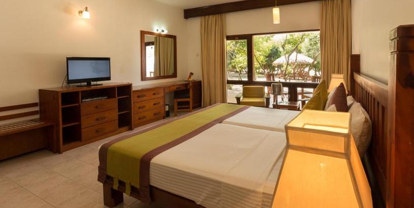 Hotel Nilaveli Beach Hotel