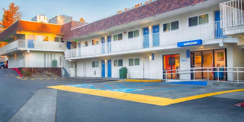 Hotel Motel 6-Mammoth Lakes, CA