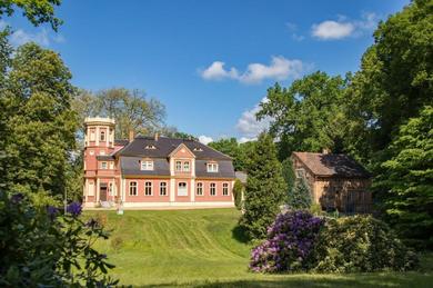 Апартаменты Ferienwohnung "Schloss Kromlau"