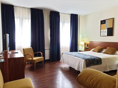 Отель Hotel Suite Camarena