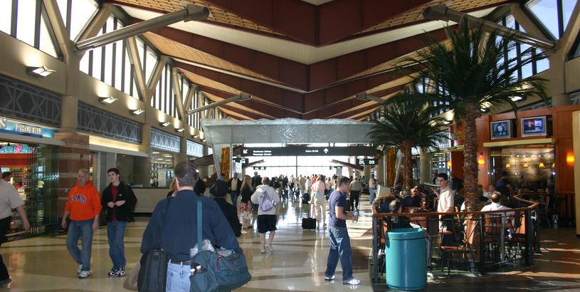 Аэропорт Скай-Харбор (PHX), Феникс, Соединенные Штаты