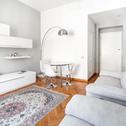 Sunny flat near Villa Borghese