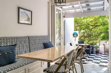 Holiday home MULTI LEVEL SURRY HILLS HOME, 4 Bedrooms