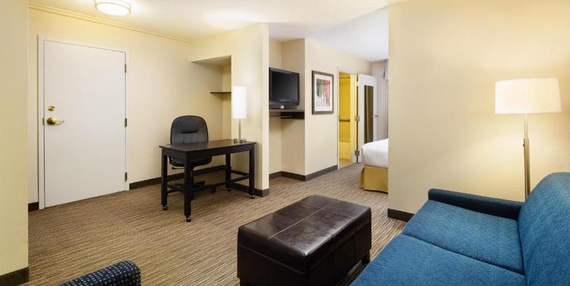 Hotel Holiday Inn Express & Suites Alpharetta, an IHG Hotel