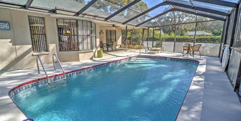 Holiday home Pristine Spring Hill House with Private Pool and Lanai