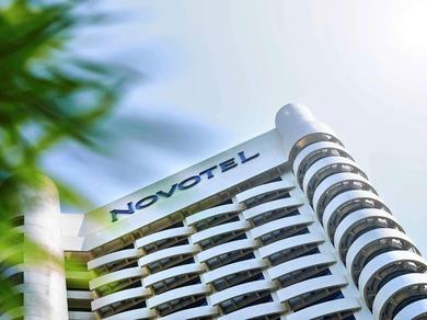Отель Novotel Kuala Lumpur City Centre