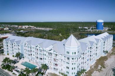 Immaculate condo prime Orange Beach location with spectacular views
