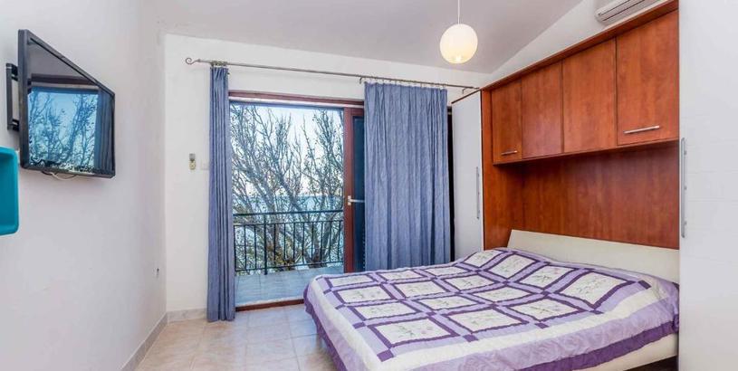 Apartments Apartments in Starigrad kod Senja 27140