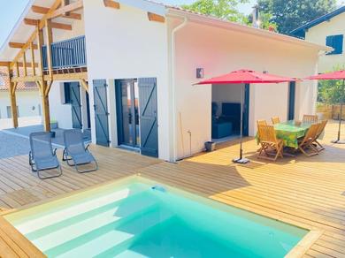 Villa Superbe maison avec piscine à 5 min de la plage.
