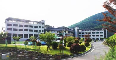 Отель Sancheong Korean Medicine Family Hotel