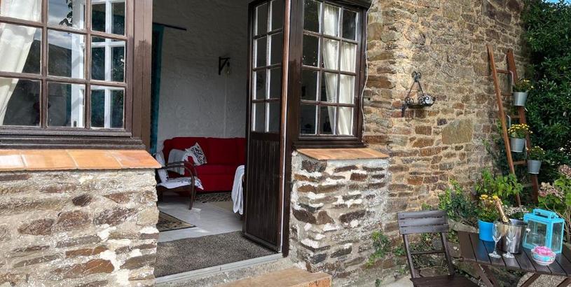 Holiday home Tranquil Renovated Barn Gite with original details