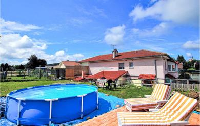 Дом отдыха Beautiful home in Flacheres with 2 Bedrooms, WiFi and Outdoor swimming pool