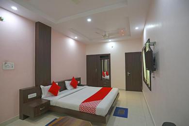 Hotel OYO 49833 Hotel Tulsi Chhaya Inn
