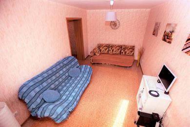 Apartments Apartment on Krasnaya Sibir 134