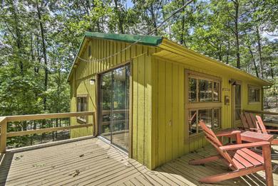 Holiday home Lucas McCain Cabin 5 Mi to Raystown Lake Launch!