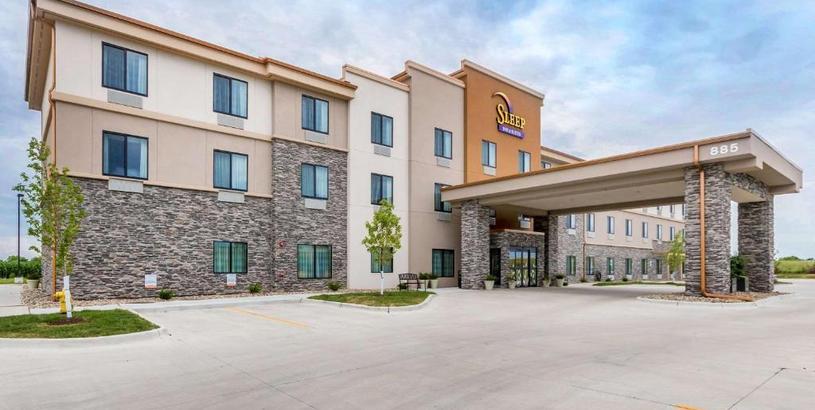 Отель Sleep Inn & Suites West Des Moines near Jordan Creek