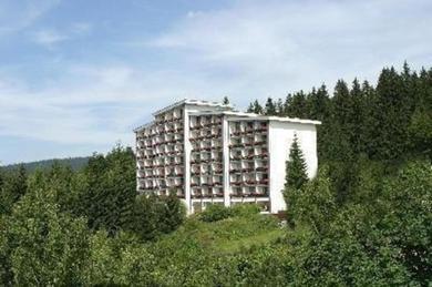 Hotel Komfortables Appartement in Neureichenau mit Terrasse, gemeinsamem Pool und Garten und Panoramablick