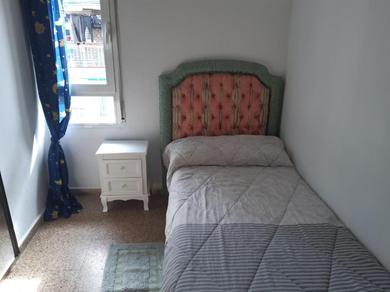 Гостевой дом Room in Guest room - Peaceful accommodation in Madrid near Atocha