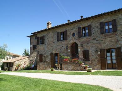 Holiday home Spacious Holiday Home in Montone with Swimming Pool