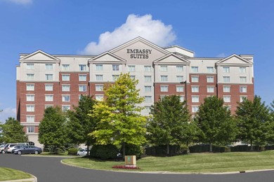 Hotel Embassy Suites by Hilton Cleveland Rockside