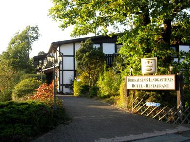 Отель Dreikausens Landgasthaus Wildhof
