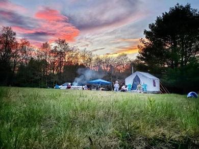 Люкс-шатер Tentrr Signature Site - Mountain View Campsite