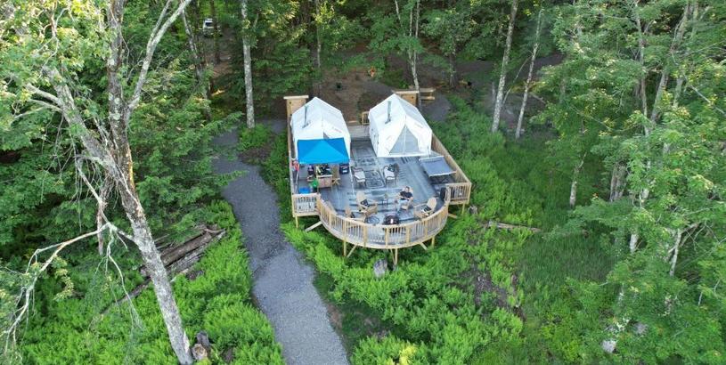 Люкс-шатер Tentrr Signature Site - R2 at the Tentrr Catskill Retreat - Double Camp with Lake View