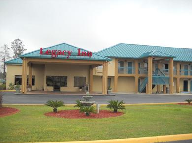 Мотель Legacy Inn & Suites