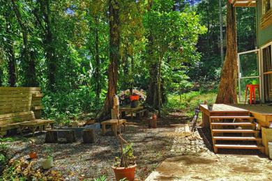 Holiday home Tiny-home providing an intimate jungle experience