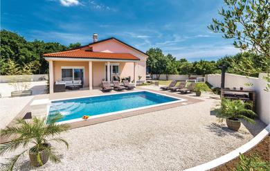 Holiday home Nice home in Pula with 3 Bedrooms, WiFi and Outdoor swimming pool