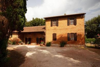 Villa Casale Alessandra, villa storica della Maremma