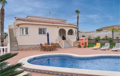 Holiday home Amazing Home In Rojales With 4 Bedrooms, Wifi And Outdoor Swimming Pool