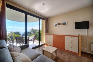 Apartments IMMOGROOM - 2 Rooms sea view - Pool - Parking - Terrace