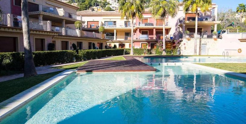 Apartments Beautiful apartment in Moraira, pools