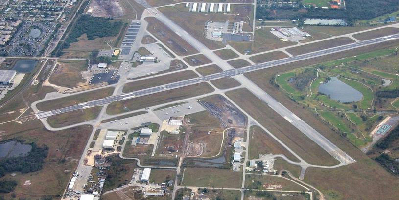 Kissimmee Gateway Airport (ISM), Орландо, Соединенные Штаты