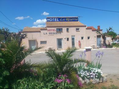 Мотель Hotel La Reserve