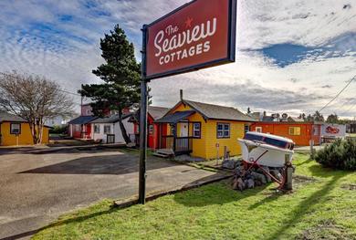 Отель The Seaview Cottages
