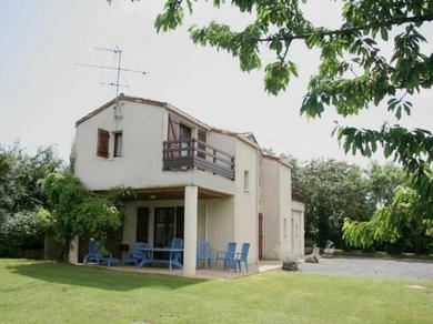 Дом отдыха Gîte Saint-Aubin-la-Plaine, 3 pièces, 4 personnes - FR-1-426-225