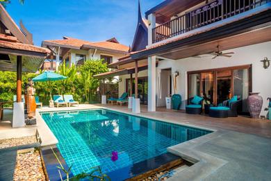 Вилла Beachfront Resort Villa Baan Banburee 4BR