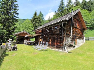 Шале Cozy and traditional chalet jn Obervellach at the alpine meadows