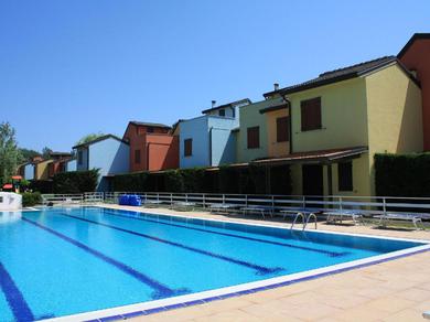 Apartments Well-kept apartment with AC on Isola di Albarella