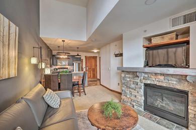 Apartments Ski-In and Out Snowshoe Retreat with Resort Amenities!