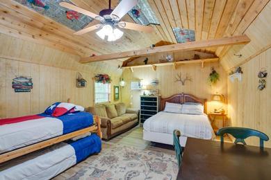 Emory Studio Cabin with Lake Fork Boat Access!