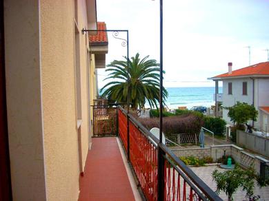  2 bedrooms house at Contrada Termini 3 m away from the beach with sea view and balcony