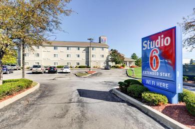Hotel Studio 6-Fishers, IN - Indianapolis