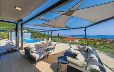 Holiday home Stunning Home In Kastel Novi With Jacuzzi, Outdoor Swimming Pool And Heated Swimming Pool
